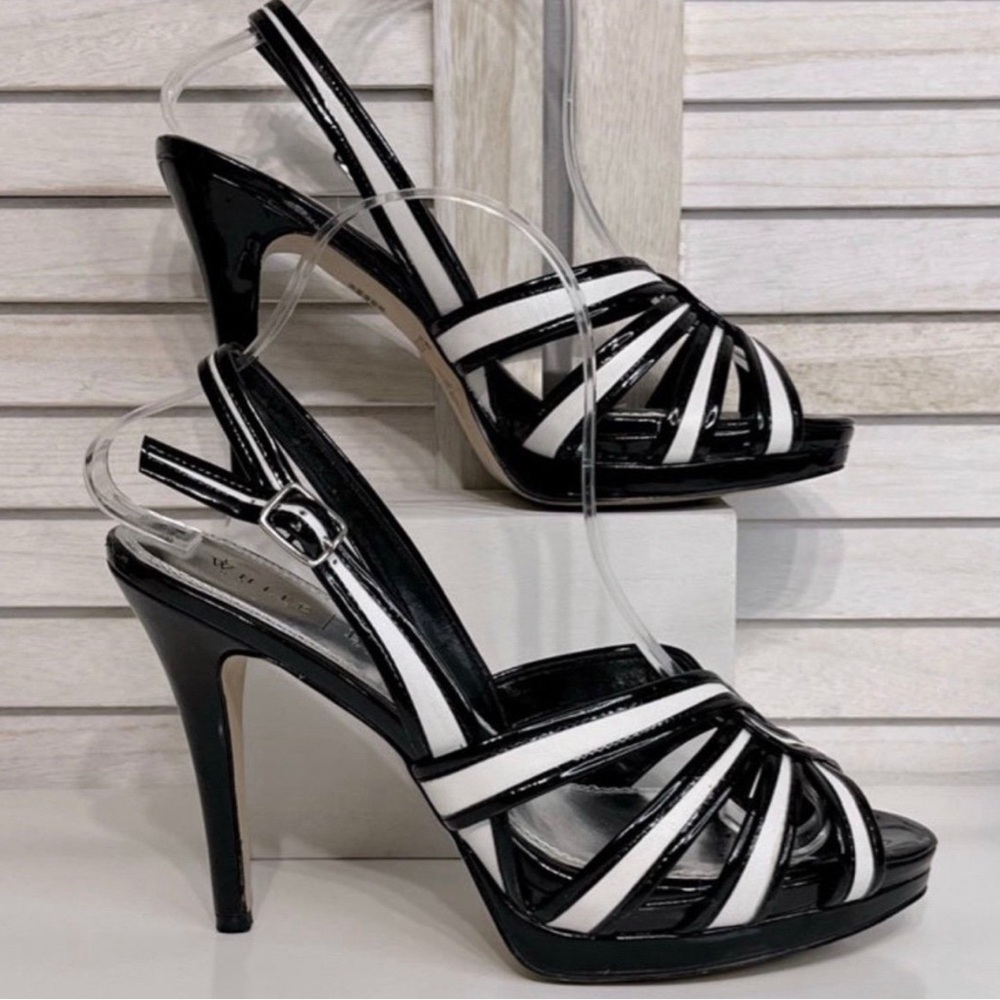 WHBM Black & White Patent Leather Heels Size 8M PRICE FIRM - Picture 3 of 11